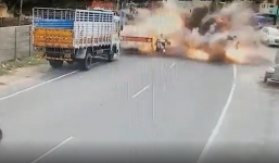 Chở thứ 'tử thần' đến nhà vợ để ăn mừng, 2 cha con bỏ mạng trên đường