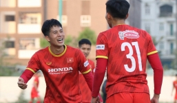 Sau Văn Toàn, Tiến Linh, ĐT Việt Nam tiếp tục nhận hung tin trước ngày sang Australia