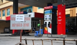 Nhiều cây xăng báo hết hàng trước dự báo lập đỉnh: Găm hàng chờ xăng tăng giá, người bán bị xử lý ra sao?