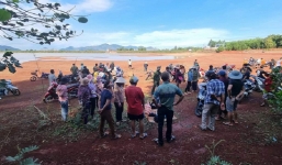 Rủ nhau đi tắm hồ chiều Chủ Nhật, 4 nữ sinh lớp 7 đuối nước thương tâm