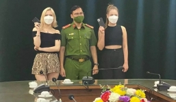 Body 'bốc lửa' của nữ du khách Nga trong vụ cướp điện thoại ở Hàng Bông khiến dân mạng trầm trồ 