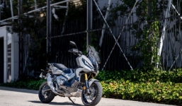 Honda X-ADV 2021 mới xuất hiện thay đổi thiết kế mới, động cơ mạnh mẽ