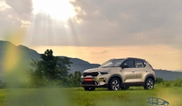 Kia Sonet 2021 tạo cơn sốt chưa từng có khiến Hyundai Venue và Nissan Magnite cũng phải ghen tỵ