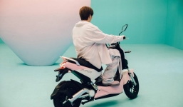 Bắt tay với Sơn Tùng - MTP, VinFast cho ra mắt xe máy điện phiên bản đặc biệt