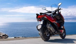 Ra mắt Zontes 310M 2021: Mạnh mẽ vượt trội, nhưng giá chỉ bằng nửa SH350i