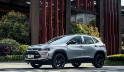 Chevrolet Tracker 2021 ra mắt với nhiều nâng cấp giá chỉ hơn 400 triệu đồng, 'vượt mặtt' Ford EcoSport và Hyundai Kona