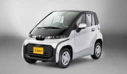 Toyota bất ngờ cho ra mắt ô tô 2 chỗ siêu nhỏ gọn C*Pod với mức giá cực sốc