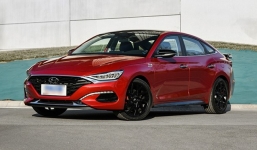 Ra mắt Hyundai Elantra phiên bản hiệu suất cao khiến Honda Civic và Ford Focus lo sốt vó