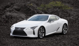 Mới lăn bánh hơn 1300 km Lexus LC 500H độc nhất được rao bán với giá không ngờ, xe có gì đặt biệt