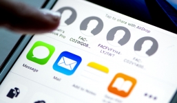 Sử dụng iPhone, tắt ngay AirDrop trước khi quá muộn