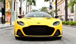 Giới đại gia Campuchia lại đi trước Việt Nam 1 bước trong cuộc đua siêu xe thương hiệu Aston Martin