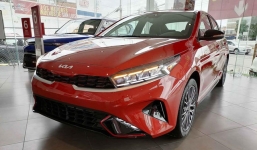 Kia Cerato 2022 đã cập bến Việt Nam, khách hàng nóng lòng đếm ngược ngày ra mắt chính thức