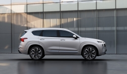 Mẫu SUV 7 chỗ tiết kiệm nhiên liệu và bán chạy nhất thị trường Việt Nam: Khó có lựa chọn tốt hơn!