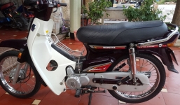 ‘Tam tấu’ Honda Dream trị giá 600 triệu đồng, giấc mơ của nhiều dân chơi xe tại Hà Nội