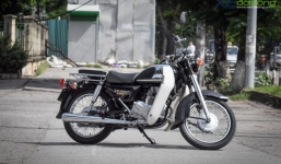 Xe côn tay ‘Hoàng tử đen’ tái xuất tại Hà Nội, thét giá đắt hơn cả dòng 1000cc