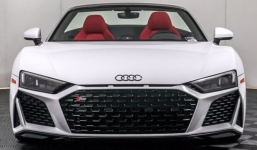 Audi R8 Spyder 2021 chào hàng đại gia Việt Nam kèm mức giá ‘rẻ bất ngờ’