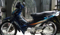 Honda Future đời 2004 được thét giá bán lại ngang xế hộp: Xe cổ tìm dân chơi