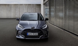 Cận cảnh Mazda2 2022 vừa ra mắt: Xe hơi siêu tiết kiệm, phong cách thiết kế ‘mới mà cũ’