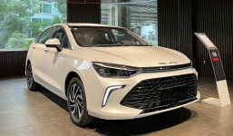 Mẫu sedan hạng C siêu rẻ ra mắt tại Việt Nam: Giá chưa tới 400 triệu đồng, ‘lấn át’ cả Mazda 3, Kia K3