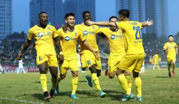 Kết quả vòng 3 V-League 2022: Hải Phòng lên ngôi đầu, Văn Đức hạ HAGL bằng 'siêu phẩm'