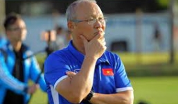 Nhận tin ‘sét đánh’ từ trò cưng, thầy Park đứng ngồi không yên