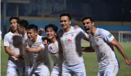 'Người hùng' giúp Hà Nội đánh bại Viettel gửi lời chúc tới Quang Hải