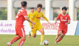 Đàn em của Quang Hải ghi ‘siêu phẩm không tưởng' giúp đội nhà vô địch