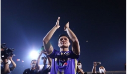 Quang Hải xúc động trong ngày chia tay đội bóng Thủ đô