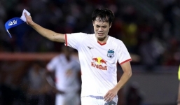 HAGL đứng trước nguy cơ bị loại sớm, HLV Kiatisak lên tiếng trấn an NHM