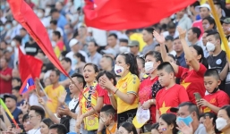 CĐV Nam Định lại ghi điểm, báo Thái đưa sân Thiên Trường lên tận 'mây xanh' 