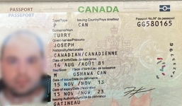 Một du khách Canada tử vong trên vỉa hè phố cổ Hà Nội