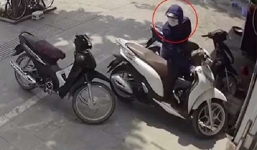 'Siêu trộm' lọt lưới khi đang ăn cắp xe tại Huyện ủy