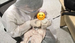 Em bé 3 tháng tuổi từ Hàn Quốc về Việt Nam tránh dịch 'một mình'
