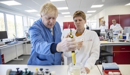 Nhận 106 triệu đồng cho một lần tiêm thử Covid-19 để nghiên cứu