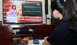 Không được thu bất cứ khoản tiền nào đối với học sinh học online