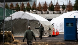 Mỹ: Dùng xe tải đông lạnh giữ xác tạm cho nạn nhân Covid-19