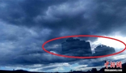 Xuất hiện ảo ảnh 'thành phố ma' ẩn hiện trên bầu trời ở Trung Quốc?