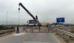 'Việc đổ đất, chặn bê tông ngăn phương tiện đi lại là không đúng'