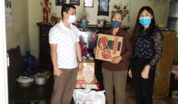 Có tiền tỷ vẫn than nghèo kể khổ để đi nhận hỗ trợ