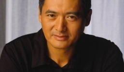 Châu Nhuận Phát lộ cuộc sống bươn chải hậu quyên góp 17.000 tỷ làm từ thiện