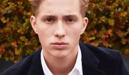 Hoàng tử Hy Lạp đa tài, sở hữu diện mạo 'vạn người mê'