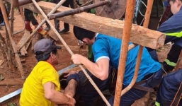 4 người xuống giếng cứu 1 người, thương vong cả 5