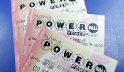 Gửi vận may vào ngày sinh của con, bà mẹ 2 lần trúng tiền tỷ