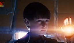 Cô bé sở hữu bàn tay tóe lửa và bí ẩn về siêu năng lực khiến khoa học bó tay