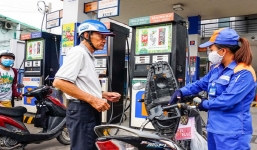 Tin tức giá xăng dầu hôm nay ngày 8/8: Tiếp tục giảm vì nhu cầu