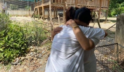 Chuyện cổ tích giữa đời thực: Thiếu nữ đoàn tụ gia đình sau 10 năm bị lừa bán sang Trung Quốc