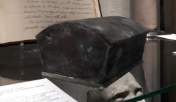 Bất ngờ tìm thấy trái tim còn nguyên vẹn của cố thị trưởng sau 200 năm mất tích, ở nơi không ai ngờ