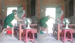 Clip người phụ nữ mắng chửi, lên gối, hót phân hắt vào mặt mẹ gây phẫn nộ 