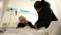 Bé 10 tuổi mẹ say nhuyễn cho ăn không lớn, đi khám bác sĩ bảo bị hỏng lá lách, dạ dày