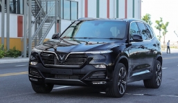 Bảng giá xe Vinfast Lux SA2.0 của tỷ phú Phạm Nhật Vượng tháng 10/2020: Ưu đãi khủng!